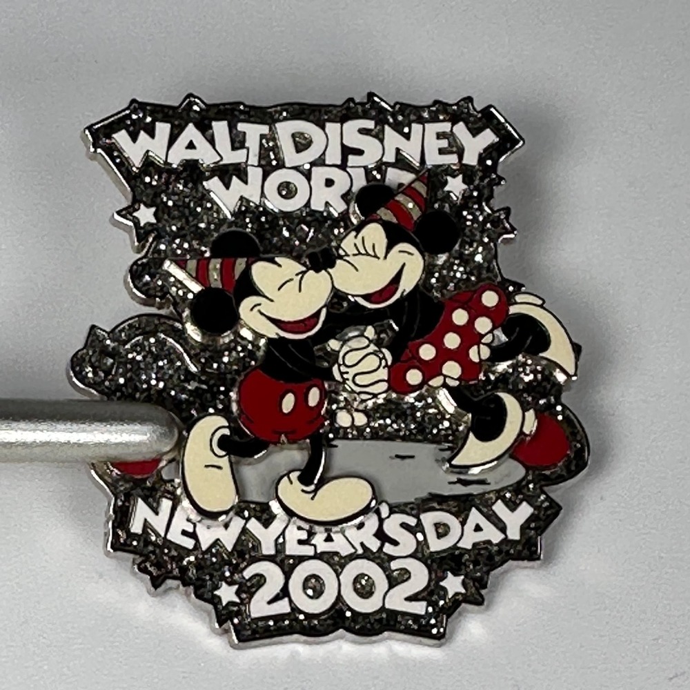 Mickey Minnie Mouse Dancing New Year's Day 2002 Disney Pin LE 5000 WDW Glitter - Picture 6 of 9